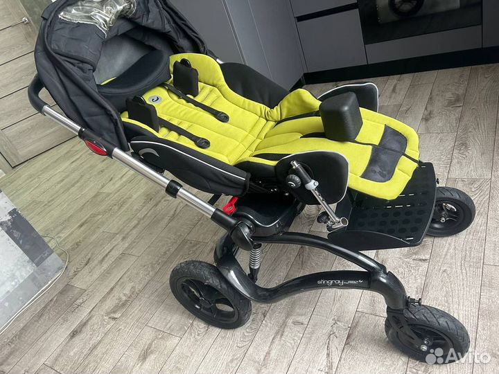 Детская инвалидная кресло-коляска R82 Stingray