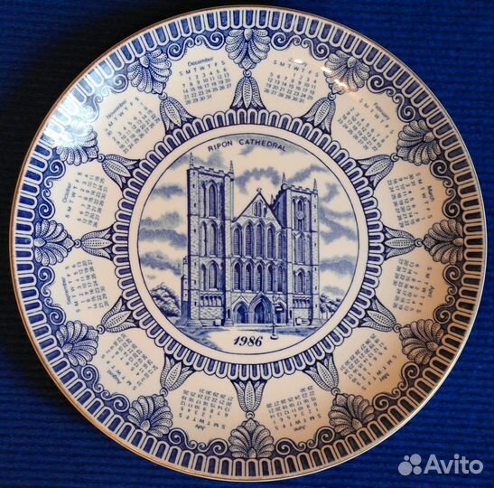 Три декоративные тарелки Mason's Ironstone