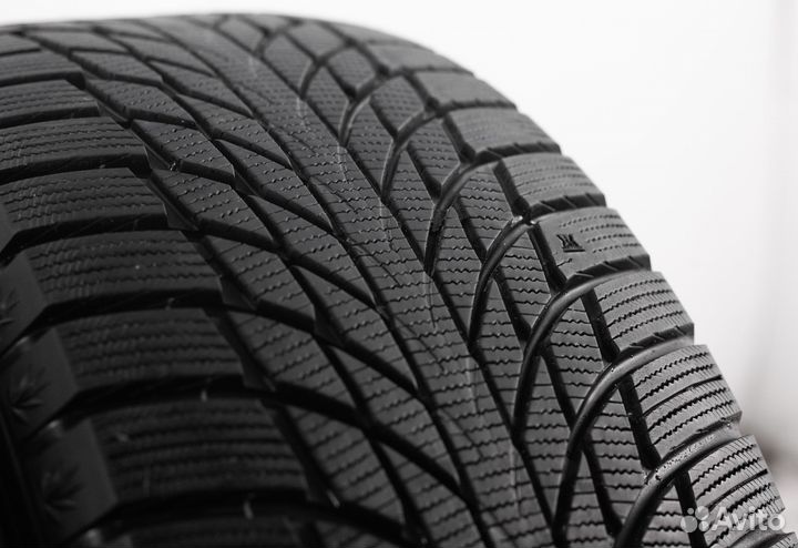 Kumho WinterCraft Ice Wi51 235/45 R18 98T