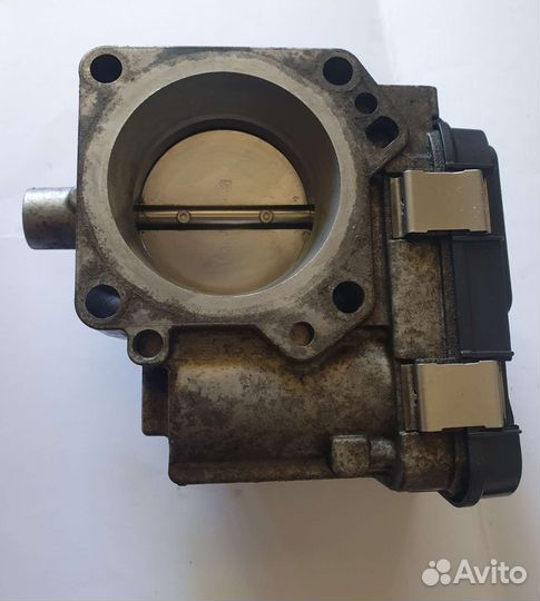 Дроссельная заслонка