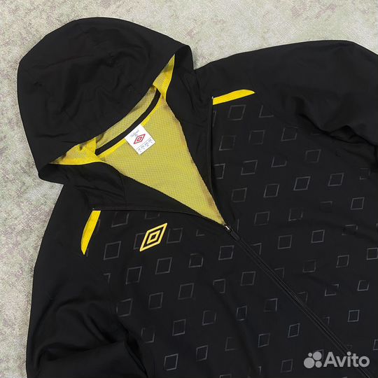 Ветровка Umbro (Nike Adidas Under Jordan Champion)