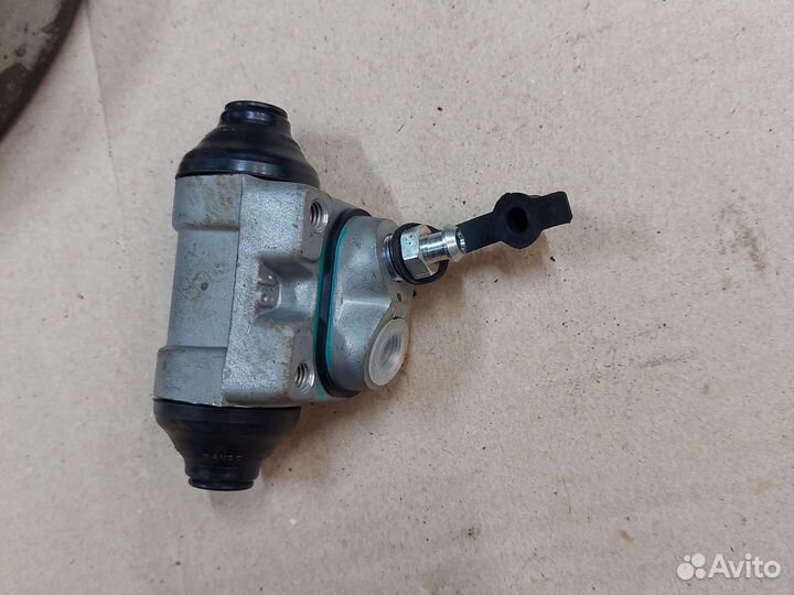 Цилиндр тормозной задний Hyundai Accent 2