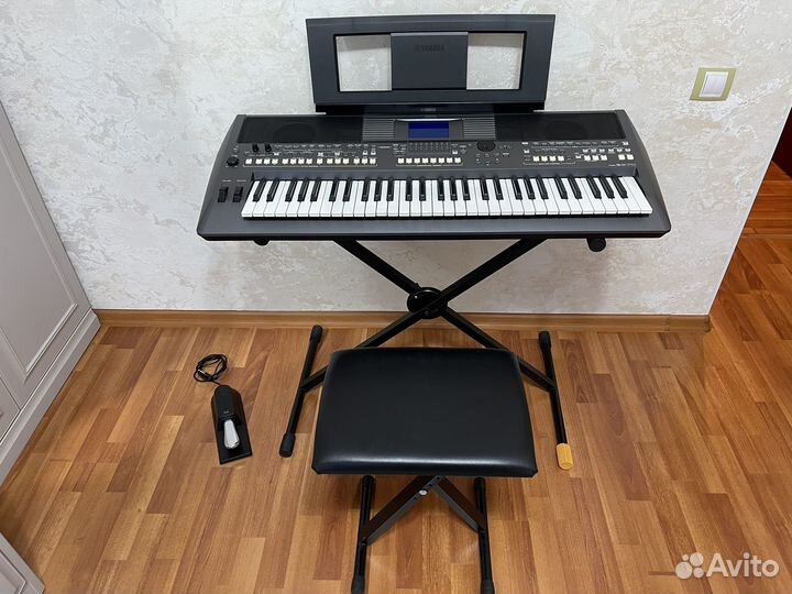 Синтезатор yamaha psr-s670