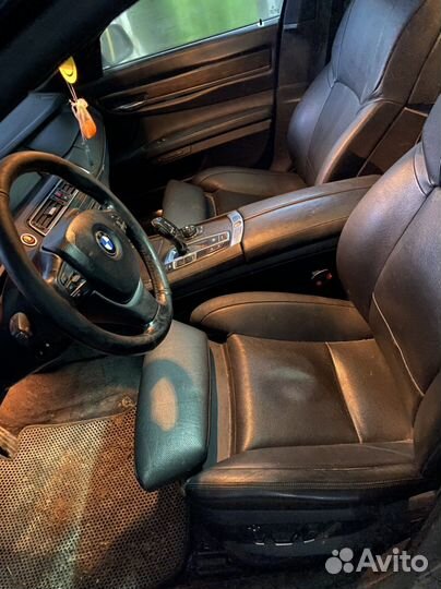 Запчасти салона BMW F01 2010