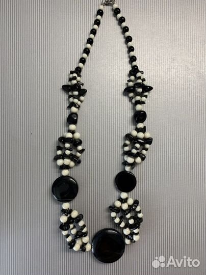 Украшения на шею