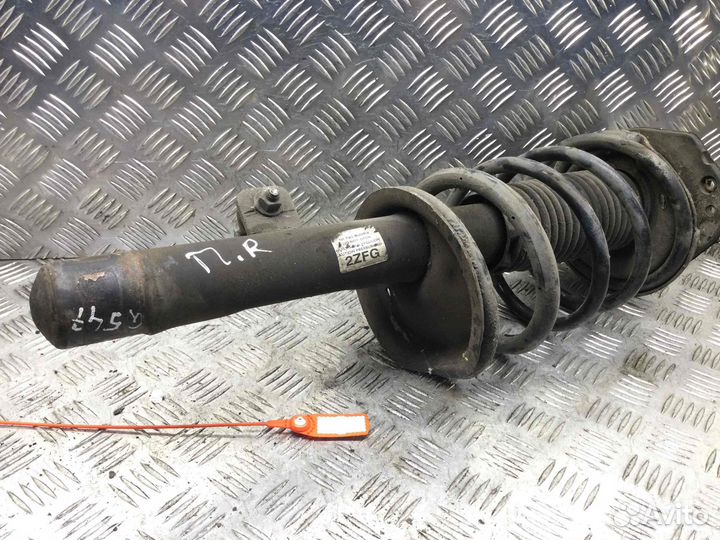 Стойка передняя левая Peugeot Partner RHZ