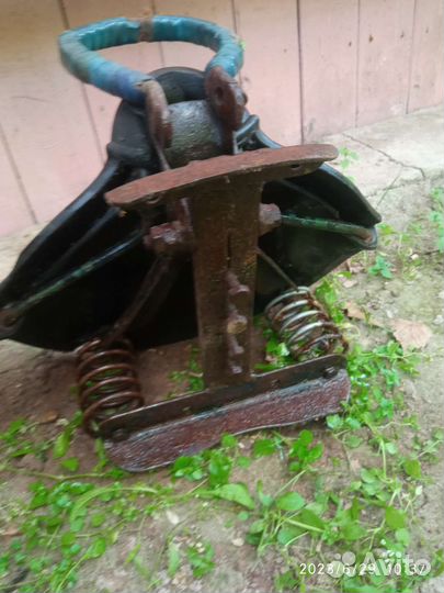 Сидения лягушка