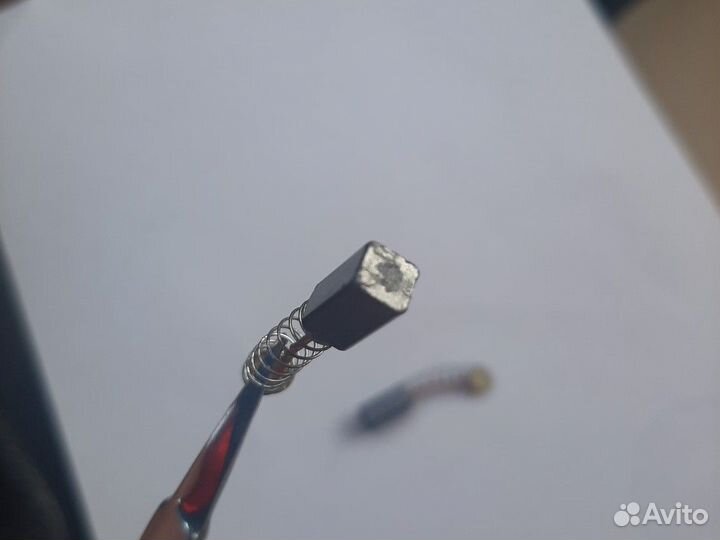 Щётки угольные 5*5*10 мм