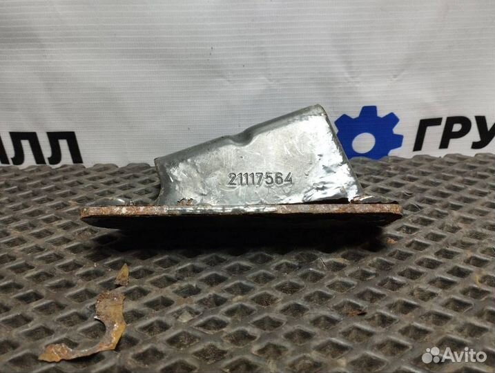 Кронштейн (крепление) Volvo FH4 21117564