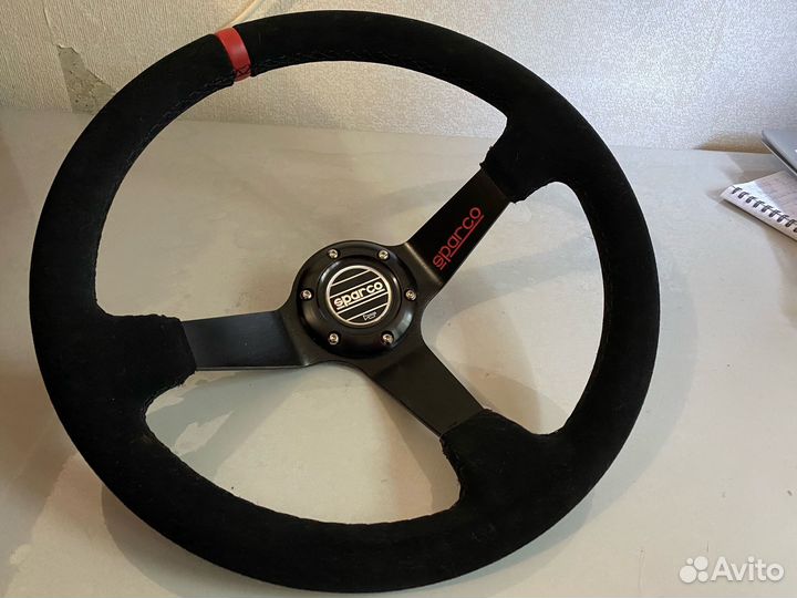 Спортивный руль Sparco