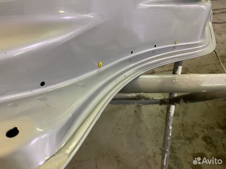 Продаю заднюю правую дверь на hyundai accent