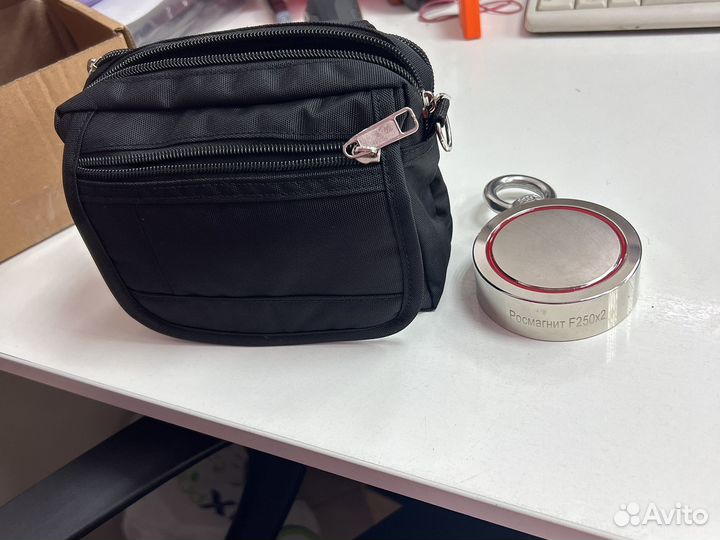 Поисковый магнит двухсторонний новый