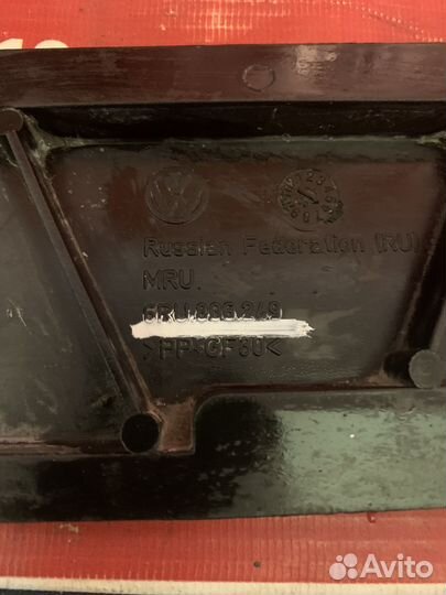 Volkswagen Polo Дефлектор радиатора