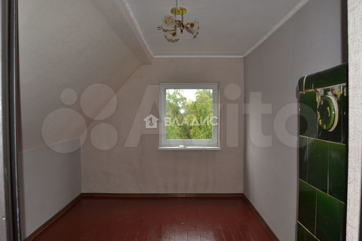 Дом 74,9 м² на участке 12 сот.