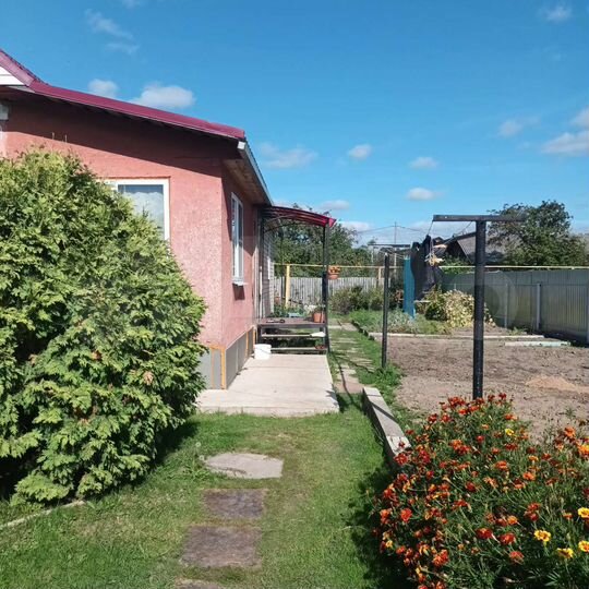 Дом 72,6 м² на участке 6 сот.