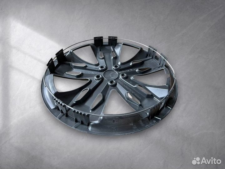 Колпаки на колеса r 15 белые