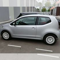 Volkswagen Up 1.0 MT, 2013, 236 717 км, с пробегом, цена 750 000 руб.