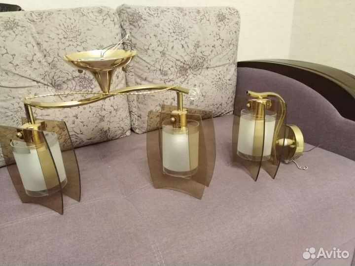 Комплект люстра и бра настенный