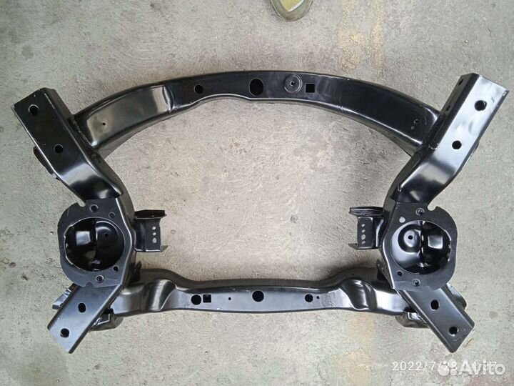 Подрамник передний dodge Challenger LC