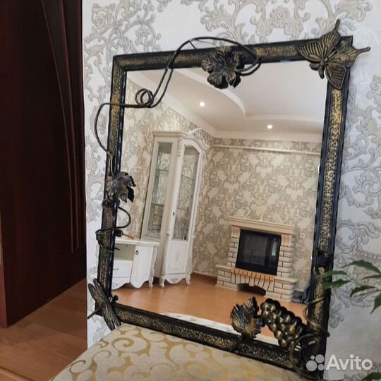 Зеркало кованное