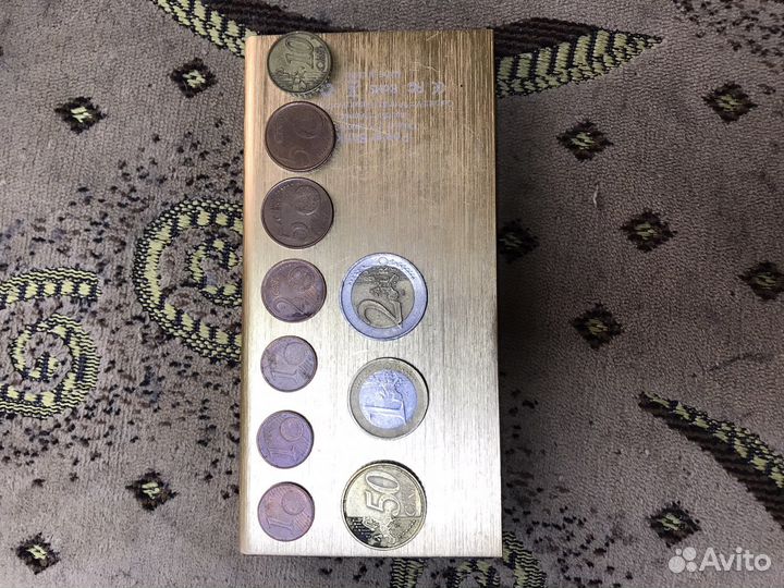 Российские монеты биметалл юбилейные номиналом 10р