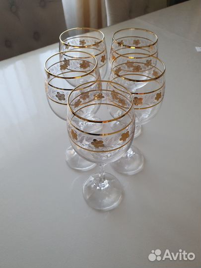 Хрустальные бокалы для шампанского