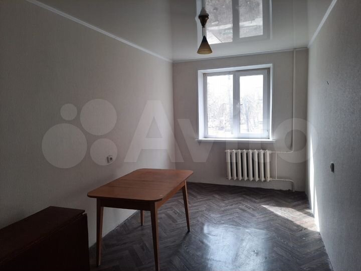 3-к. квартира, 60 м², 3/5 эт.