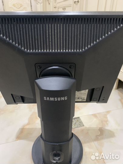 Монитор для компьютера Samsung