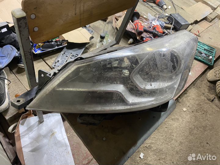 Фара левая Dongfeng H30 cross