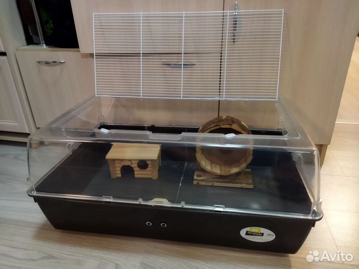 Клетка для хомяка пластиковая