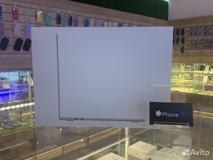 Apple MacBook air 13 2022 m2 с гравировкой