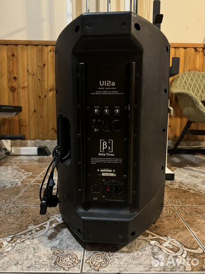 Beta3 U12a Активные акустические колонки