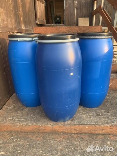 Бочки пластиковые 180 л
