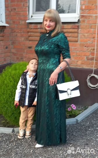 Вечернее платье