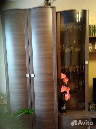 Стенка в гостиную