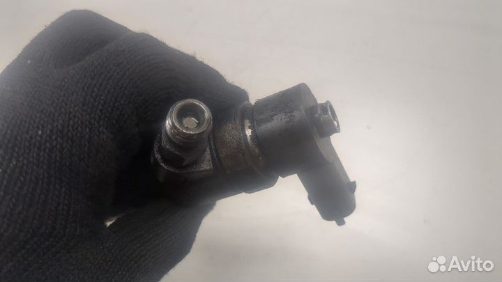 Форсунка топливная Volvo XC90, 2005
