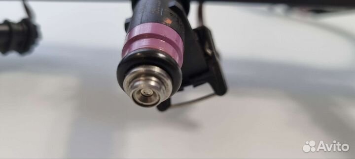 Форсунка топливная Рено Меган Сценик Клио Флюенс