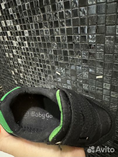 Кроссовки на мальчика 24 размер