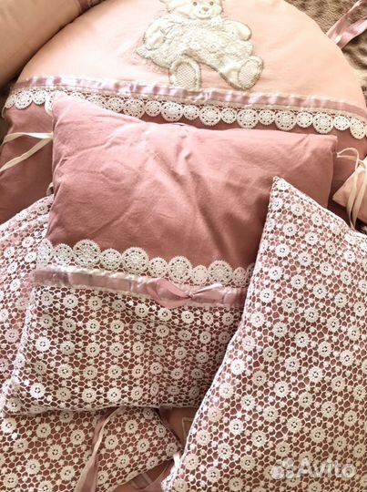 Комплект бортики в детскую кроватку