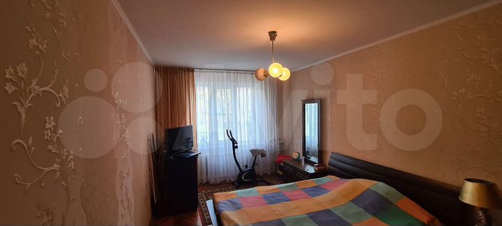 3-к. квартира, 65 м², 2/5 эт.