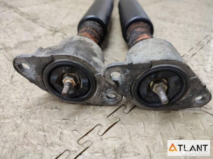 Амортизатор задний mazda demio