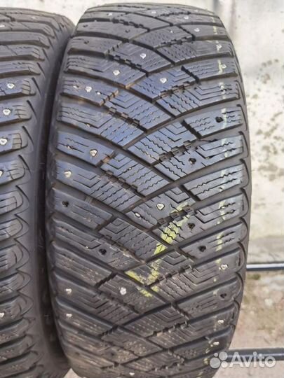 Goodyear Ultragrip Ice Arctic 205/55 R16 94T