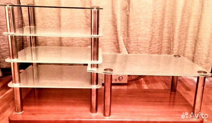 Корзины для белья, Стойка стеклянная под TV, полка