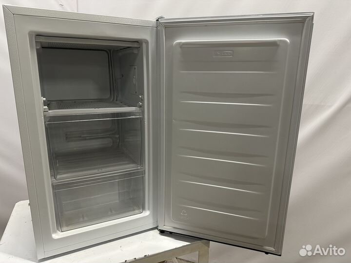 Морозильная камера FV-78D4ADF