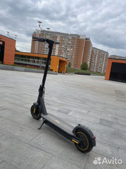 Электросамокат Ninebot KickScooter Max G30 black