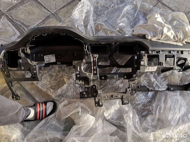Торпедо Kia rio 4 84711h0100ijt. SRS Airbag. Ремни