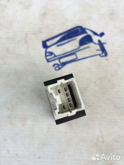 Кнопка противотуманных фар Subaru Impreza GC8