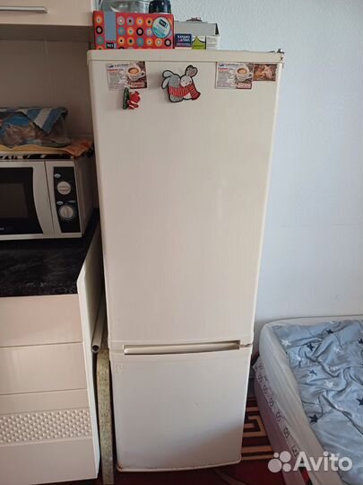 Холодильник бу samsung