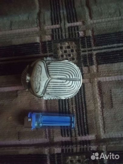 Фигурка жука скоробея