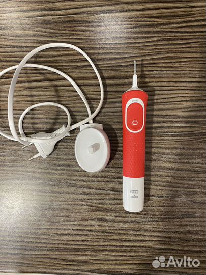 Электрическая зубная щетка oral b детская